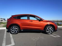 Honda's are a great vehicle, the local car dealer is great to work with, and the local honda service is great. 2019 Honda Hr V Sport Awd Road Test Review By Ben Lewis Road Test Reviews Car Revs Daily Com