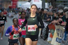 Dies entspricht genau der hälfte der streckenlänge des marathonlaufs. Fabienne Schlumpf Courra Son Premier Marathon En Avril Athle Ch