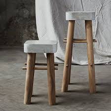 Bildergebnis Fur Beton Holz Mobel Selbermachen Beton Dekorativer Beton Barhocker Selbstgemacht