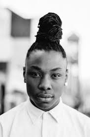 Maybe you would like to learn more about one of these? Chignon Homme Rase 30 Beaux Gosses A Chignon Reperes Sur Pinterest Elle