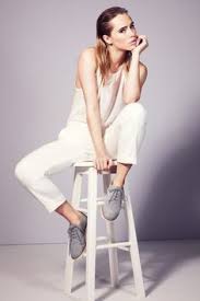 High Fashion Sitting Poses Fashion Photography On Pinterest Fashion Photography Fashion Photography Poses Editorial Fashion Model Photography
