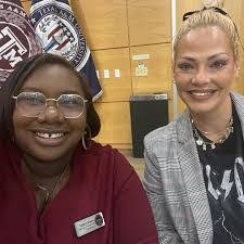 Teri Jansen's Instagram, Twitter & Facebook