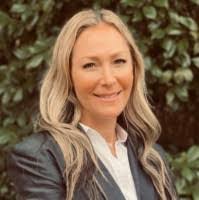 Lauren Taub's Instagram, Twitter & Facebook