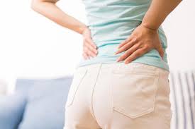The pain in back can also be one sided. Lower Back Pain And Vaginal Discharge Causes And Risks
