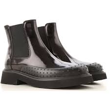 The quality is second to none the leather is supple but sturdy. Tods Chelsea Boots For Women Black Patent Leather 2019 10 5 5 6 6 5 7 8 8 5 9 From Tods Ibt Shop