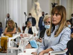 La dedica su instagram che bello il mio amore grande: Maria Elena Boschi Gli Attacchi Per Le Foto In Barca Contro Di Me Leoni Da Tastiera Corriere It