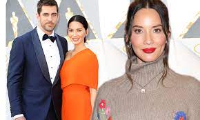 Olivia Munn Says It S Amazing That Ex Nfl Star Aaron Rodgers Is On Speaking Terms With Family Daily Mail Online