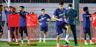 الطائي والجبلين صراع الكرم ختمت منطقة «حائل» أفراحها بعودة «الطائي» لدوري كأس الأمير محمد بن سلمان بحفل كبير، بحضور أمير المنطقة، الأمير عبدالعزيز بن سعد، وعدد من المسؤولين والشخصيات. Ø§Ù„Ø·Ø§Ø¦ÙŠ ÙˆØ§Ù„Ø¬Ø¨Ù„ÙŠÙ† Ù‚Ù…Ø© Ø§Ù„Ø®Ø§Ù…Ø³Ø© ØµØ­ÙŠÙØ© Ø§Ù„Ø±ÙŠØ§Ø¶ÙŠØ©