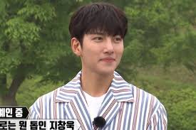 Kim jong kook debuted as a member of the duo turbo in 1995, and following their split in 2000, made the strongest running man member, jong kook is also known for his tactical skills during missions. Kim Jong Kook And Ji Suk Jin Talk About Relationship With Ji Chang Wook On Running Man Starbiz Net
