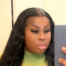 Kathy Salmeron's Instagram, Twitter & Facebook