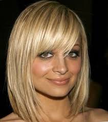 стрижки для тонких редких волос не требующие укладки видео Strizhki Na Tonkie Volosy Srednej Dliny Kare I Bob Dlya Tonkih Volos