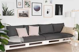 Love is inside the air and butterflies are resting at the freshly bloomed flowers. Couch Chillig 2er Create By Obi Sofa Selber Bauen Couch Selber Bauen Mobel Aus Paletten