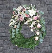 Friends and family alike will delight in a bright bouquet of pink stargazer lilies delivered to their front. Funeral Wreath With One Decoration With White Oriental Lilies Pink Roses Eucalyptus 3 Sizes I Husi Bloma Flower Delivery Shop Iceland