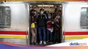 Check spelling or type a new query. Ada Imbauan Work From Home Demi Cegah Corona Jumlah Penumpang Krl Turun