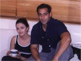 Born 1 november 1973) is an indian actress and the winner of the miss world 1994 pageant. This Never Seen Before Picture Of Salman Khan And Aishwarya Rai Bachchan Happily Posing Is Going Viral For No Reason