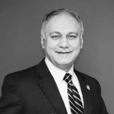 Kendra Burks's Instagram, Twitter & Facebook