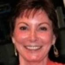 Leah Ayers's Instagram, Twitter & Facebook