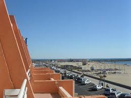 Durant vos vacances à port la nouvelle, vous trouverez sur place tous commerces et services à proximité. La Grande Plage De Sable Fin Picture Of Hotel Restaurant Mediterranee Port La Nouvelle Port La Nouvelle Tripadvisor