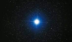 Dans l'orient ancien, ceux que l'on appelait les mages, passaient pour connaître les secrets des astres. Quelles Sont Les Etoiles Les Plus Brillantes Du Ciel