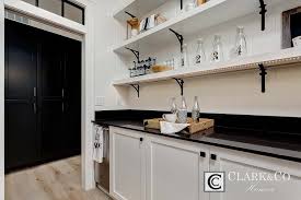 Heartland custom cabinetry 7900 valcasi drive arlington, tx 76001 phone: Absolutely Stunning Modern Farmhouse Inspired Residence In Idaho