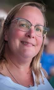 Dorothy Schriver's Instagram, Twitter & Facebook