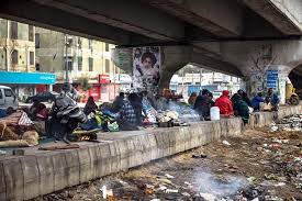 These are simple yet unique bathroom decorating ideas that won't break the bank. Shelterless In Karachi Newspaper Dawn Com