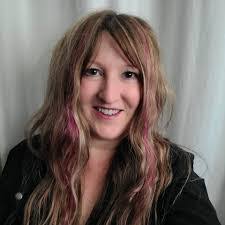 Melissa Rupp's Instagram, Twitter & Facebook