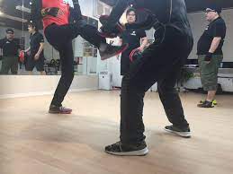 極めといて損はない。金的蹴り | 【護身術】札幌・千葉・福岡 | 女性も習えるジェット・クラヴマガ