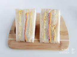 吐司的四種華麗吃法 火腿蛋三明治 芋泥肉鬆吐司 總匯三明治 西多士 laura s kitchen 蘿拉廚房 tableware napkins