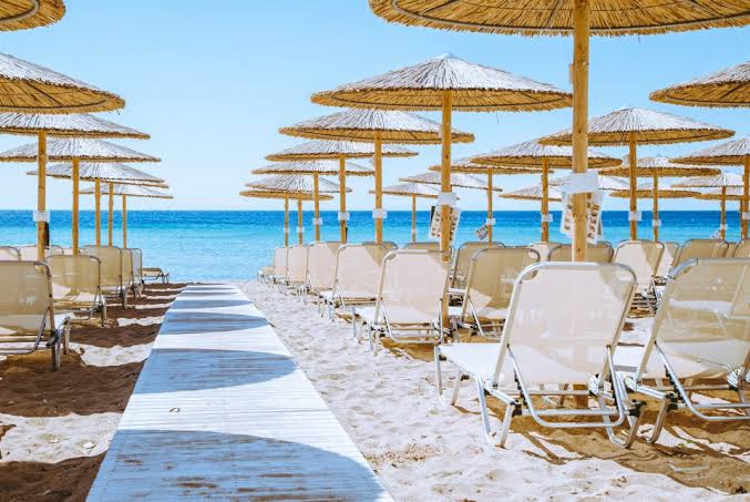 Man Loses His Life In Brawl Over Sunbed At Beach In Tourist Hotspot