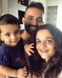Explore tweets of ajinkya rahane @ajinkyarahane88 on twitter. Crickettoday Ajinkya Rahane With His Family Facebook
