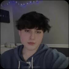 Conner Grimes's Instagram, Twitter & Facebook