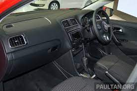 Dimensionally the volkswagen cross polo measures 3897 mm in length, 1698 mm in width, 1483 mm in height and 2469 mm of wheelbase. India Made Vw Polo Debuts At Kuala Lumpur Motor Show