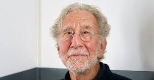 Abdulla Awad's Instagram, Twitter & Facebook