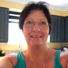 Julie Cormier's Instagram, Twitter & Facebook