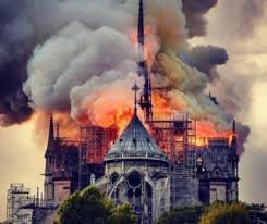 Pentru o mai bună apreciere a frumuseții și a istoriei catedralei notre dame, se recomandă vizitarea acesteia împreună cu un ghid local. ReconstrucÅ£ia Catedralei Notre Dame Din Paris Ar Putea Incepe In 2022 Hotnews Mobile