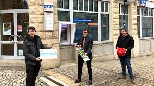 Follow these easy steps step 1. Vr Bank Bayreuth Hof Uberreicht Spendenscheck Www Initiative Plauen De