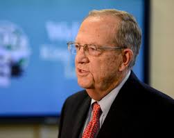 King, Virginia Highlands sign transfer agreement