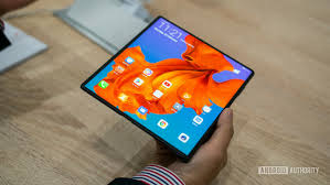 Huawei's foldable phone was first shown at mwc, and is now expected to arrive in before the end of 2019. Foldable Phones Have Arrived But Are We There Yet