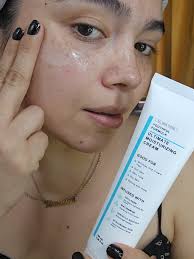 Controla los brillos con Biretix Oil Control Solution