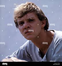 Figures in a landscape 1970 Joseph Losey Malcolm McDowell Stock Photo