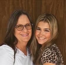 What an honor to have Kari Jobe join us for a few songs