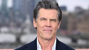 Josh Earnest Etiketli Haberler