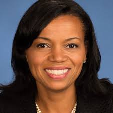 Voice of Experience: Beth Renner, National Director of Philanthropic  Services, Wells Fargo Private Bank