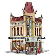 Sitio web oficial del célebre brick de construcción con vínculos a productos, juegos, videos, la tienda lego®, la historia de lego, creaciones de los fans Cine Lego Creator 10232 Palace Para Armar Juego