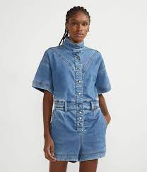 Macaquinho Jeans Com Gola Alta E Botoes Frontais Comfy Azul