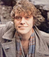 Kim Larsen er død, 72 år gammel. Vi hylder ham de næste to timer direkte på  P6 BEAT. Hvad er dit bedste minde med Kim Larsen eller Gasolin? Del din  historie med