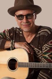 Eric Aros's Instagram, Twitter & Facebook