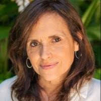 Dora Dailey's Instagram, Twitter & Facebook