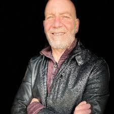 Philip Read's Instagram, Twitter & Facebook